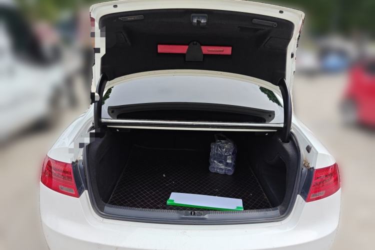 Used Audi A5 2014 Coupe 45 TFSI Trunk