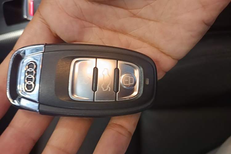 Used Audi A5 2014 Sportback 45 TFSI quattro Vehicle Key