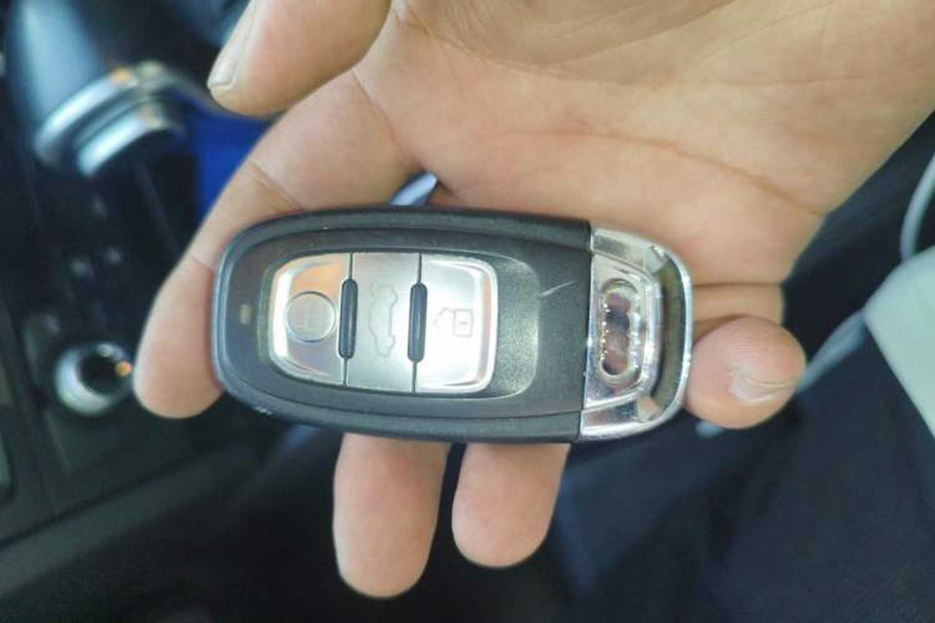 Used Audi A5 2014 Coupe 45 TFSI Vehicle Key
