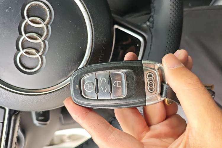 Used Audi A5 2014 Sportback 45 TFSI Vehicle Key