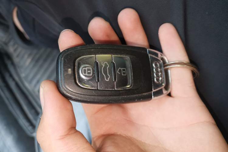 Used Audi A5 2014 Sportback 45 TFSI Vehicle Key