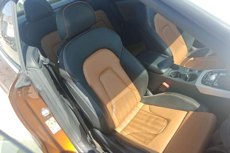 Used Audi A5 2014 Cabriolet 45 TFSI Right Front Seat