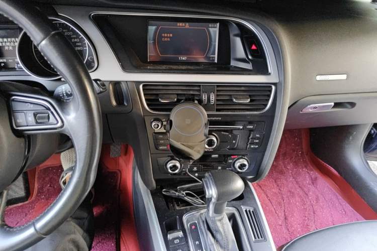 Used Audi A5  Audio And AC Panel
