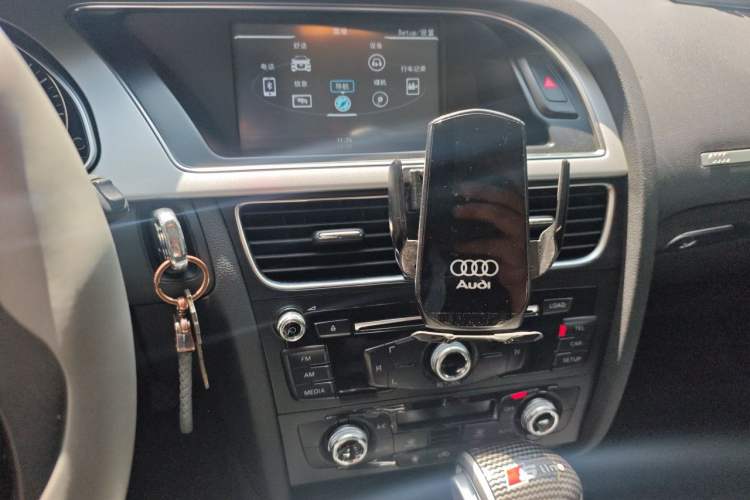 Used Audi A5 2016 Sportback 45 TFSI Audio And AC Panel