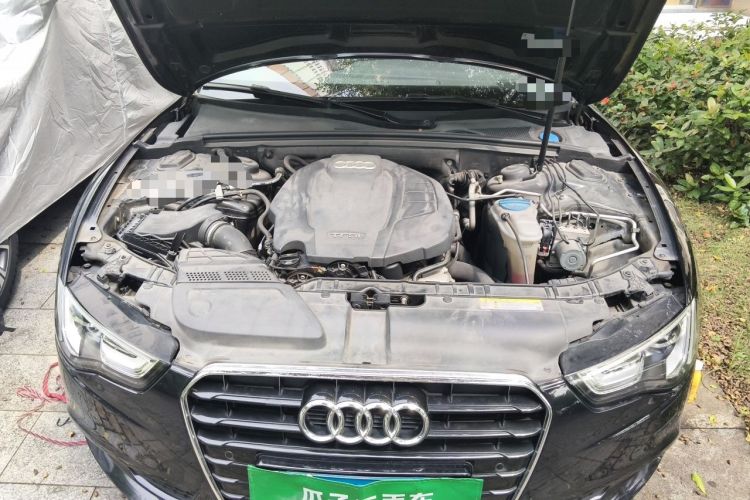 Used Audi A5 2016 Sportback 45 TFSI Engine Bay
