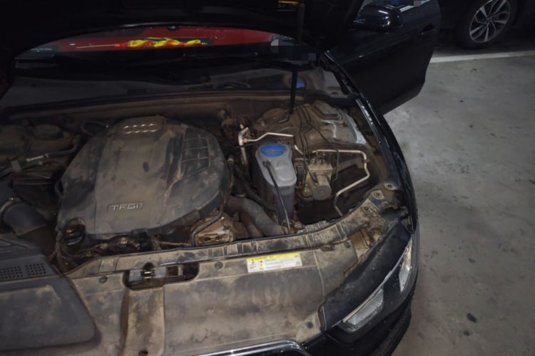 Used Audi A5 2016 Restyled Sportback 35 TFSI Ambition Edition Engine Bay Left