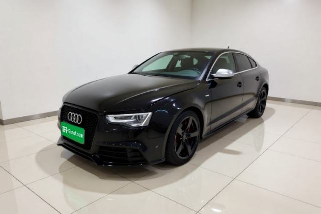 Ojetý Audi A5 2016 Restyled Sportback 45 TFSI Comfort Version
