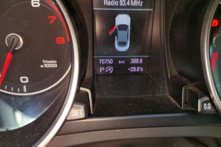 Used Audi A5 2016 Cabriolet 45 TFSI Ambition Edition Odometer Close Up