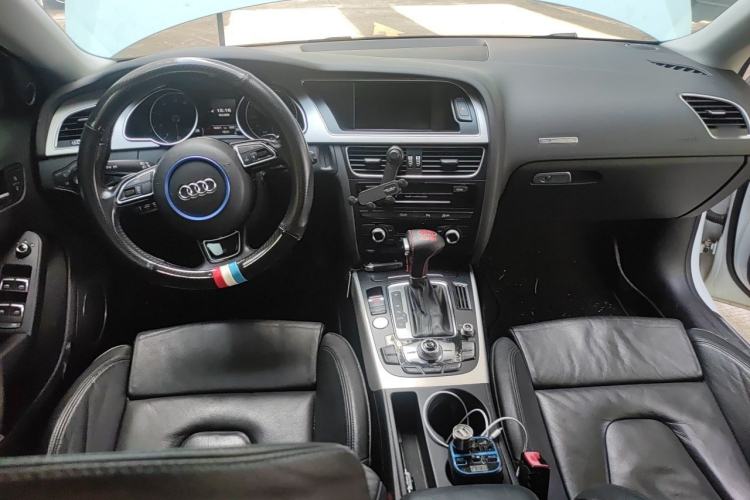 Used Audi A5 2016 Sportback 45 TFSI quattro Center Console