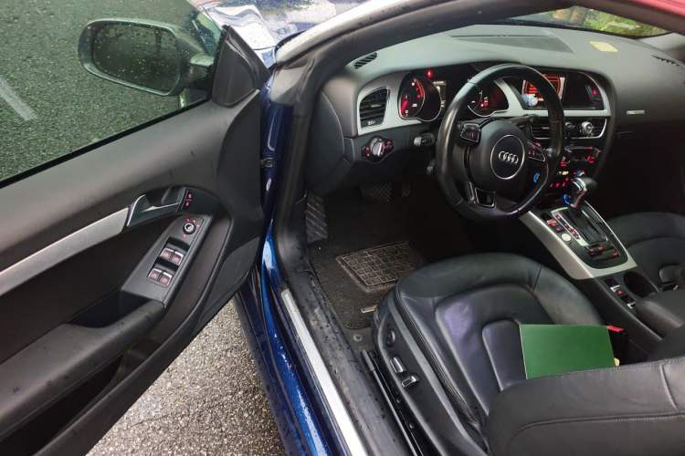 Used Audi A5 2016 Cabriolet 45 TFSI Ambition Edition Driver Seat