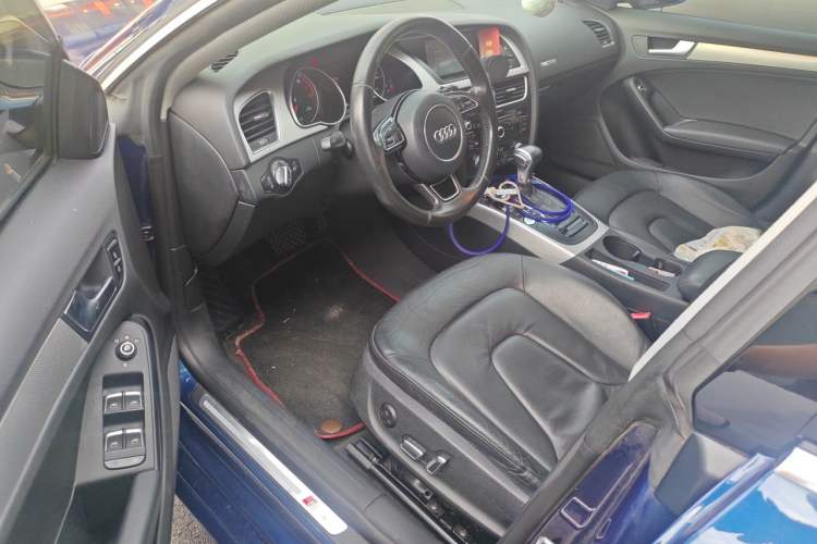 Used Audi A5 2016 Restyled Sportback 45 TFSI Comfort Version Driver Seat