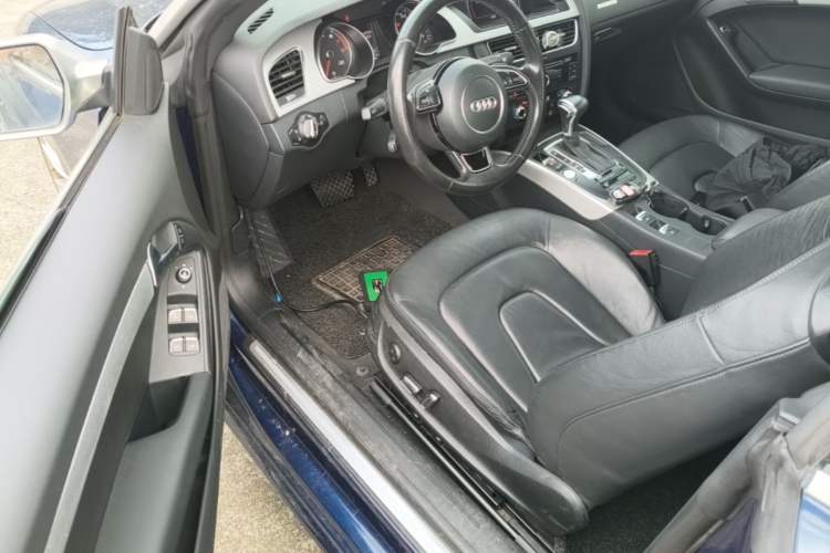Used Audi A5 2016 Cabriolet 45 TFSI Comfort Model Driver Seat