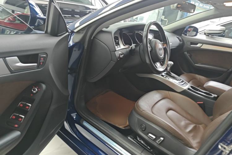 Used Audi A5 2016 Sportback 45 TFSI Driver Seat