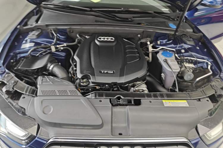 Used Audi A5 2016 Sportback 45 TFSI Engine Bay