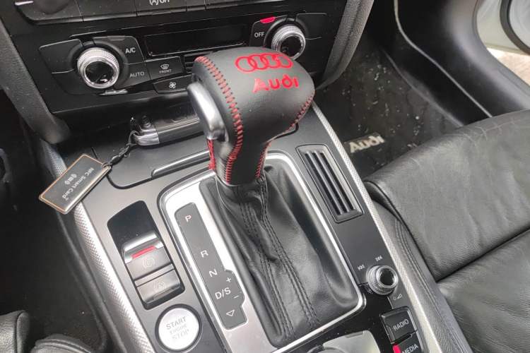 Used Audi A5 2016 Sportback 45 TFSI quattro Gear Lever