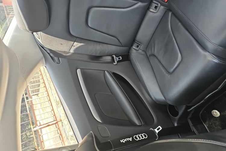 Used Audi A5 2016 Coupe 45 TFSI Ambition Edition Interior 13