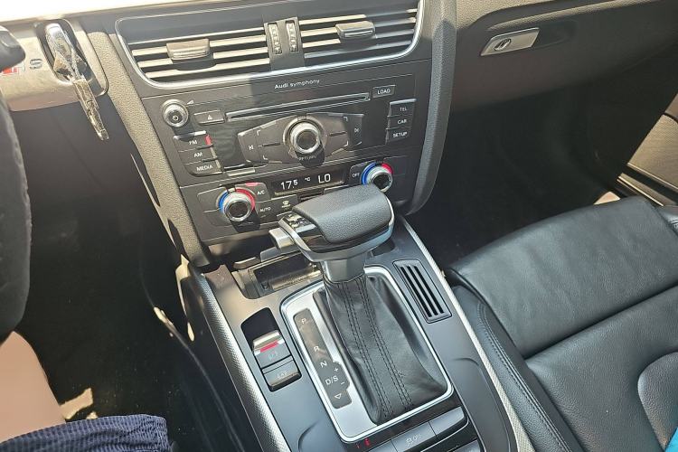 Used Audi A5 2016 Coupe 45 TFSI Ambition Edition Interior 14