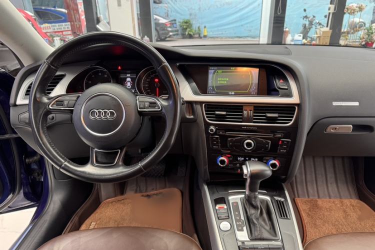 Used Audi A5 2016 Sportback 45 TFSI Interior 3