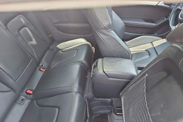 Used Audi A5 2016 Coupe 45 TFSI Ambition Edition Interior 7