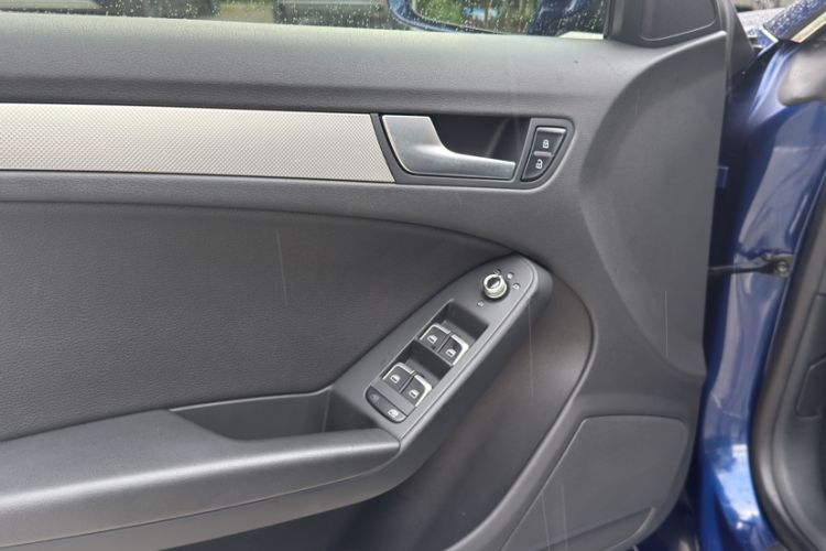 Used Audi A5 2016 Restyled Sportback 45 TFSI Comfort Version Interior 8