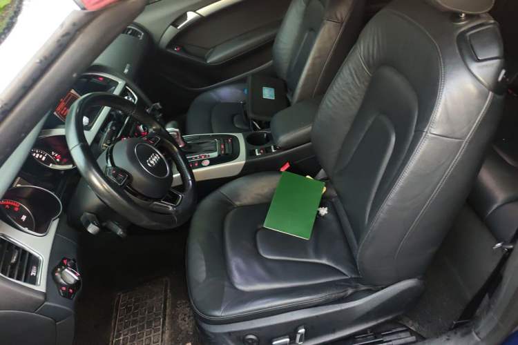 Used Audi A5 2016 Cabriolet 45 TFSI Ambition Edition Left Front Seat