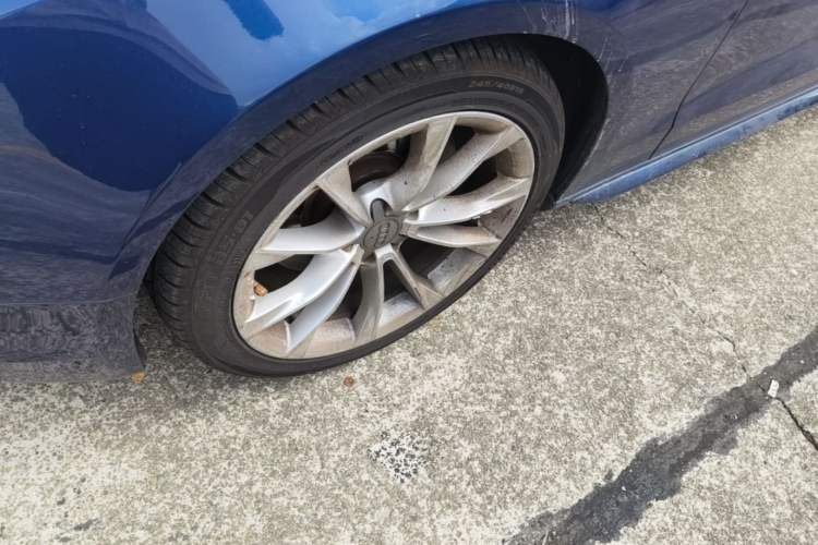 Used Audi A5 2016 Cabriolet 45 TFSI Comfort Model Left Front Wheel Hub