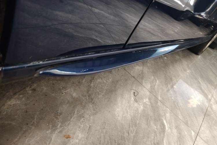 Used Audi A5 2016 Restyled Sportback 45 TFSI Comfort Version Left Side Sill