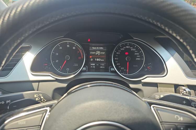 Used Audi A5 2016 Coupe 45 TFSI Ambition Edition Odometer Close Up