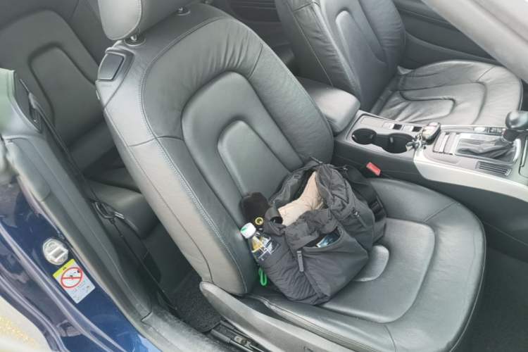 Used Audi A5 2016 Cabriolet 45 TFSI Comfort Model Right Front Seat