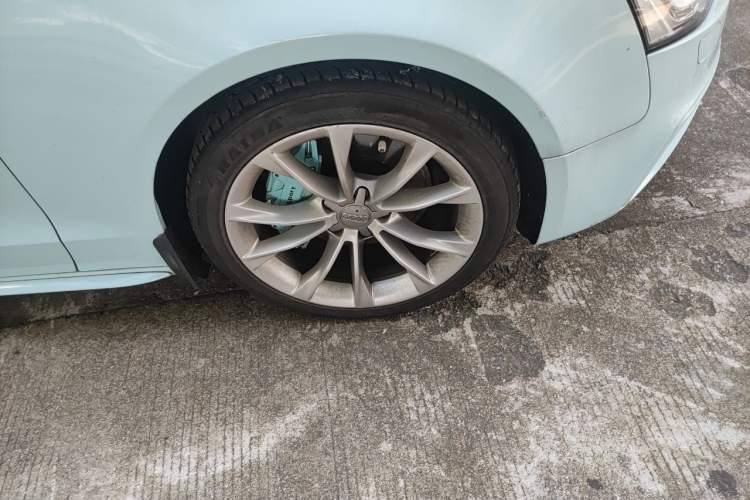 Used Audi A5 2016 Sportback 45 TFSI quattro Right Front Wheel Hub