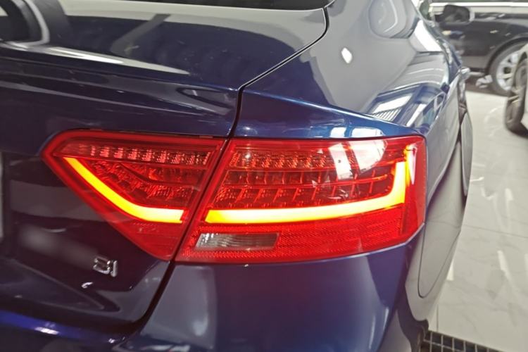 Used Audi A5 2016 Sportback 45 TFSI Right Rear Taillight