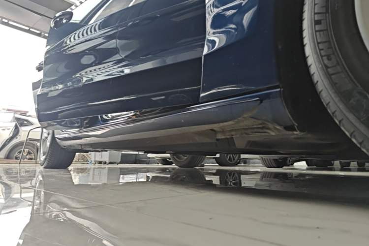 Used Audi A5 2016 Sportback 45 TFSI Right Side Sill
