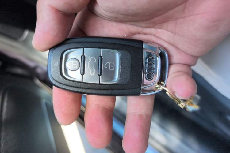 Used Audi A5 2016 Restyled Sportback 45 TFSI Comfort Version Vehicle Key