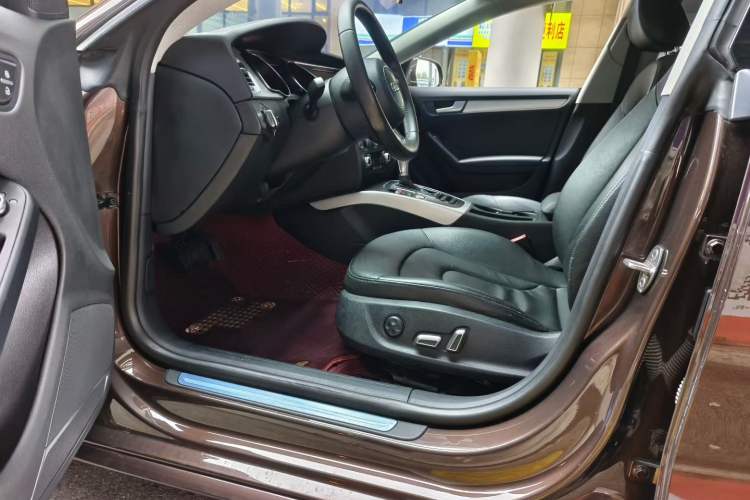 Used Audi A5 2016 Sportback 45 TFSI Interior 2
