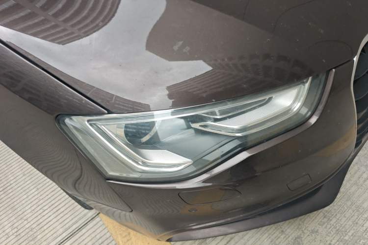 Used Audi A5 2016 Restyled Sportback 45 TFSI Comfort Version Right Front Headlight