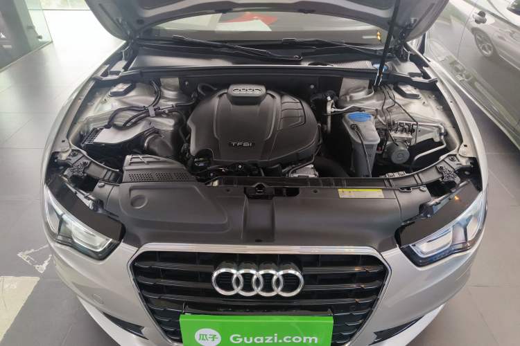 Used Audi A5 2016 Sportback 45 TFSI Engine Bay