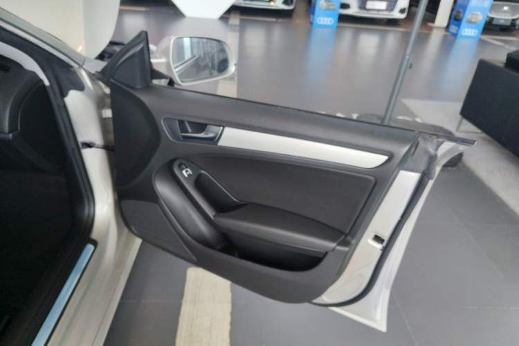 Used Audi A5 2016 Sportback 45 TFSI Right Front Door Interior