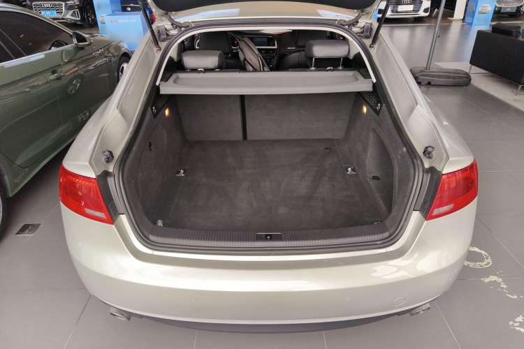 Used Audi A5 2016 Sportback 45 TFSI Trunk