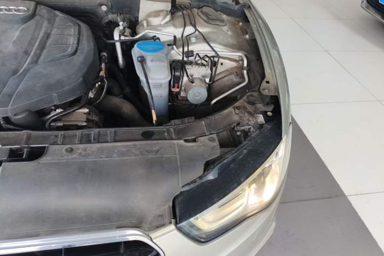 Used Audi A5 2016 Restyled Sportback 45 TFSI Comfort Version Engine Bay Left