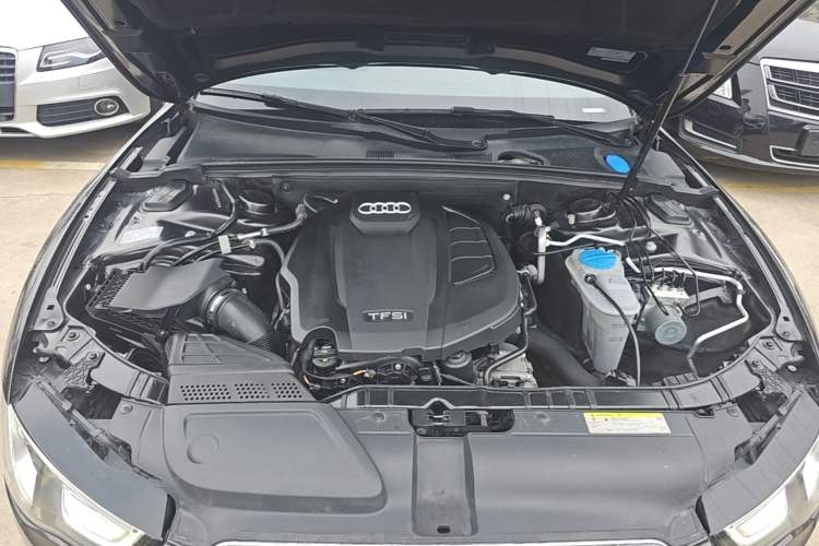 Used Audi A5 2016 Sportback 45 TFSI Engine Bay