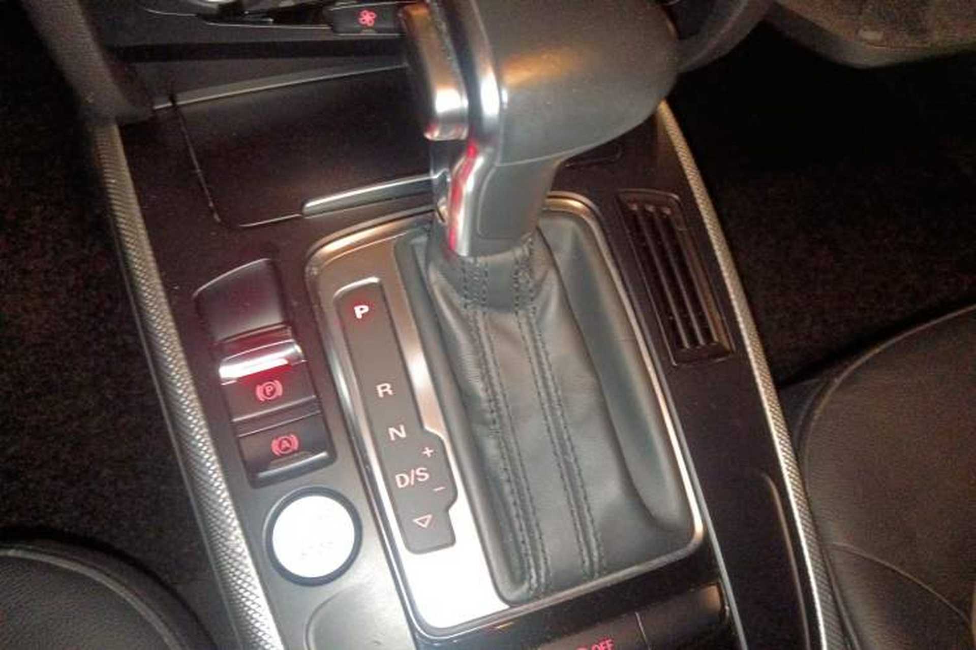 Used Audi A5 2016 Restyled Sportback 45 TFSI Comfort Version Gear Lever