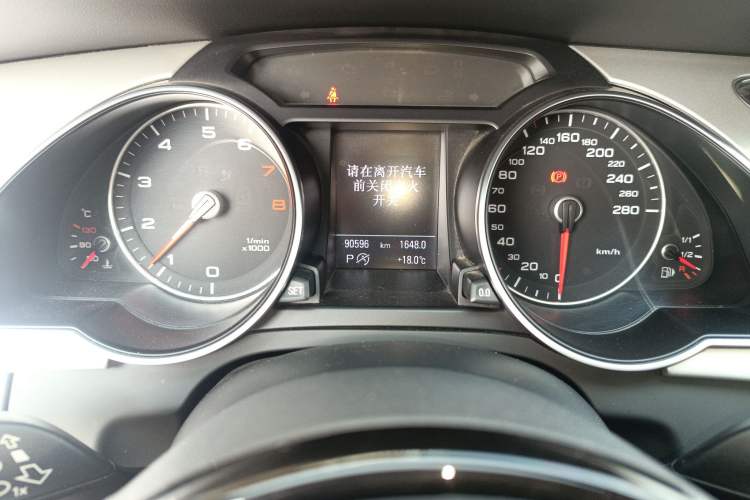 Used Audi A5 2016 Restyled Sportback 45 TFSI Comfort Version Odometer Close Up