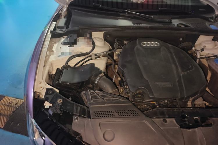 Used Audi A5 2016 Restyled Sportback 45 TFSI Comfort Version Engine Bay Right