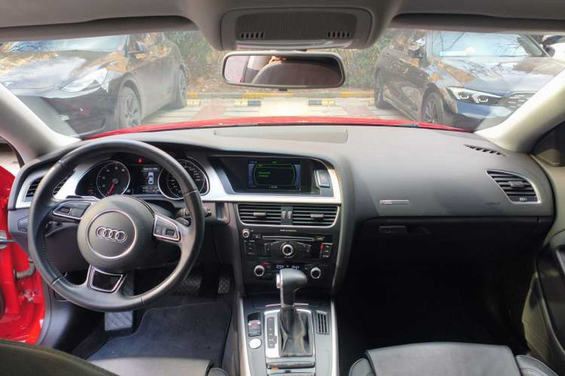 Used Audi A5 2016 Coupe 45 TFSI Ambition Edition Center Console