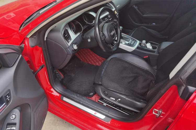 Used Audi A5 2016 Restyled Sportback 45 TFSI Comfort Version Driver Seat