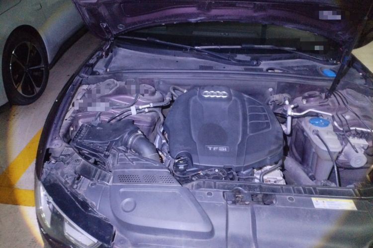 Used Audi A5 2016 Sportback 45 TFSI Engine Bay Right