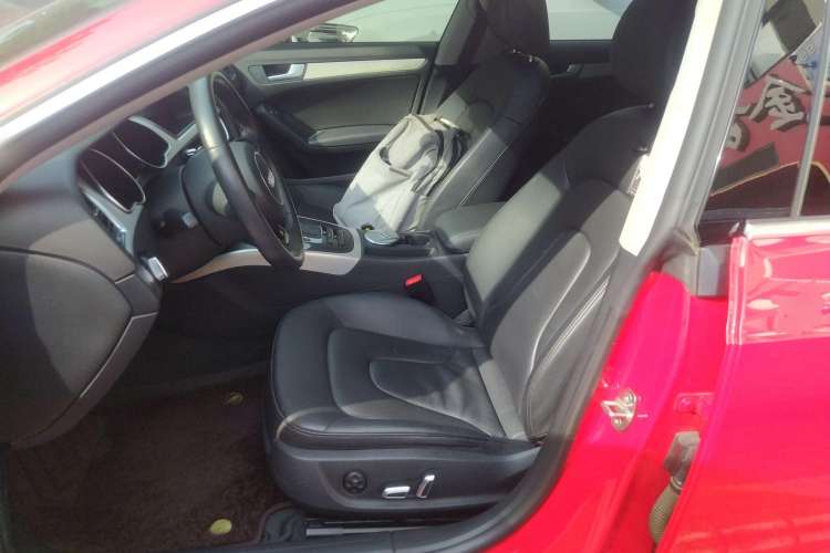 Used Audi A5 2016 Restyled Sportback 45 TFSI Comfort Version Left Front Seat
