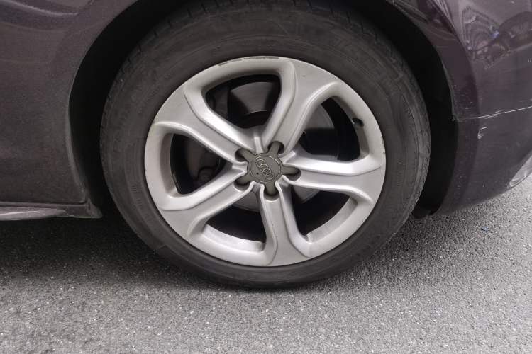 Used Audi A5 2016 Sportback 45 TFSI Right Front Wheel Hub