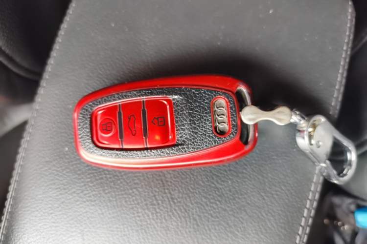 Used Audi A5 2016 Facelift Coupe 45 TFSI Comfort Version Vehicle Key