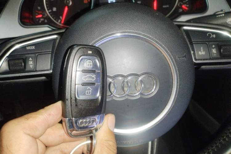 Used Audi A5 2016 Sportback 45 TFSI Vehicle Key